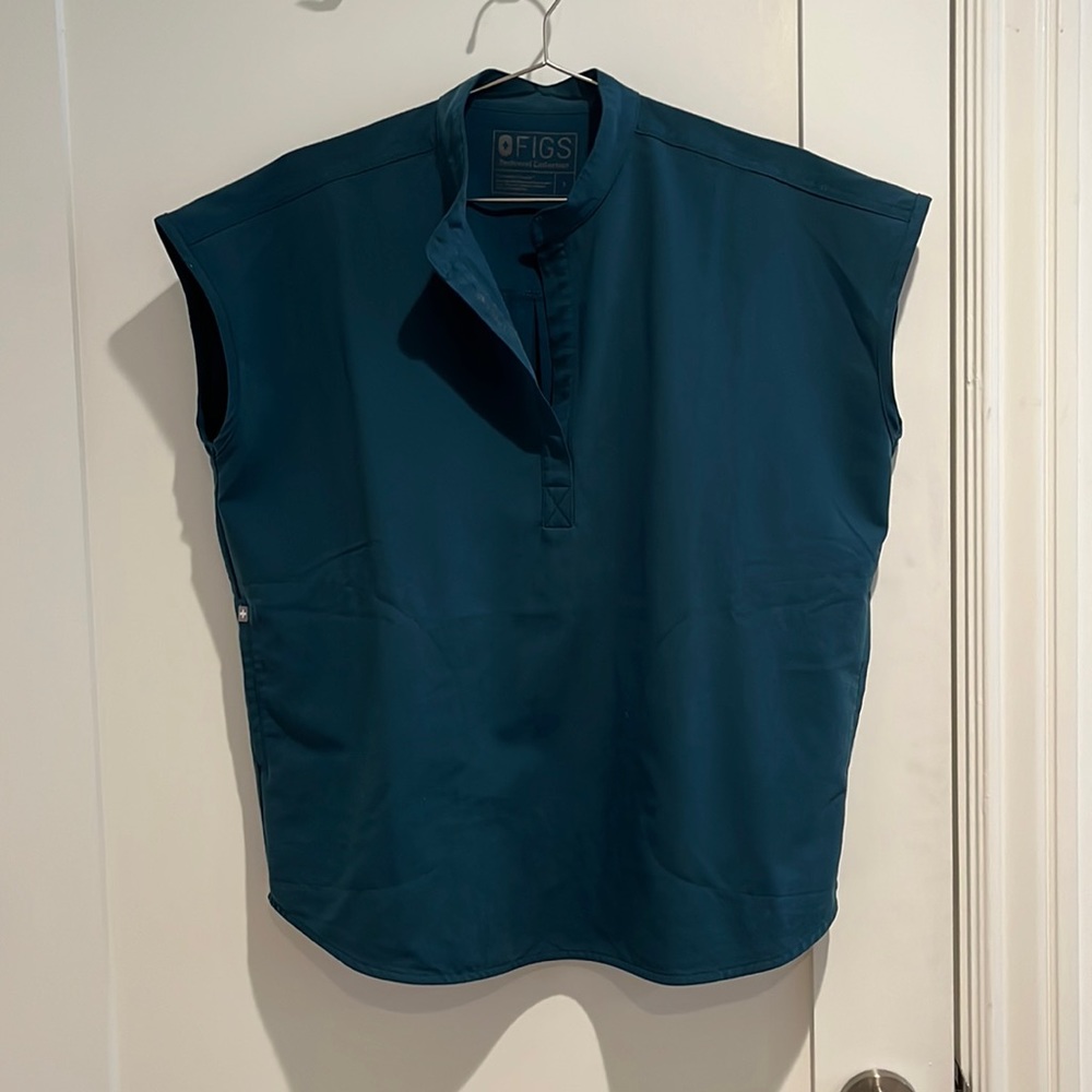 Figs Rafaela Top in Caribbean Blue